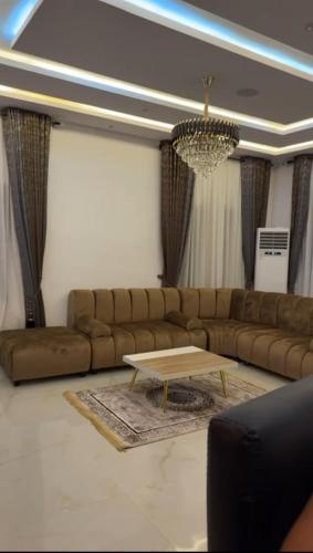 Facilities, De- Fmoapartments in Olowora