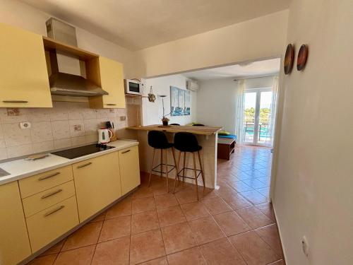 Konyha, Alex in Sveta Marina