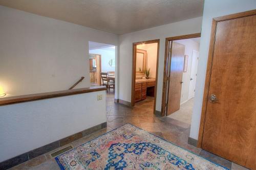 NVH0883 - Kingsbury Chalet home