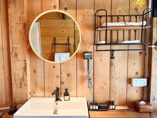 Once Linya Xiaoyuan Once Linya Xiaoyuan