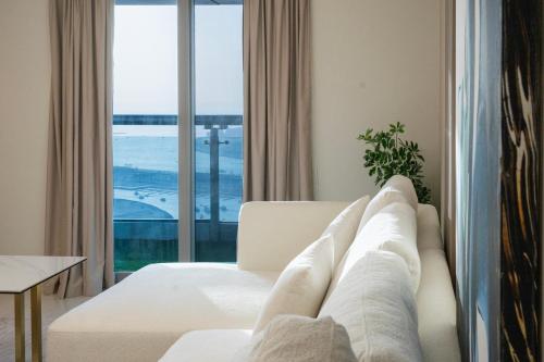 49 - Dubai Marina Sea View - High Floor Apartment - Princess Tower, Dubai