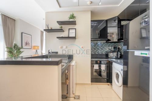 Sea and City View 1BR, Close to Marina Beach, Botanica Tower, Dubai Marina by Deluxe Holiday Homes, Dubai (Foto 3)