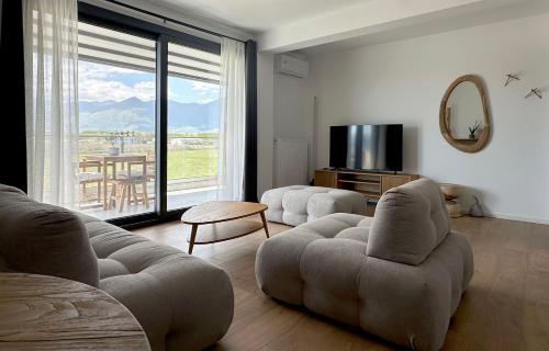 On the Edge - Suites & Apartments - Εξαπλάτανος