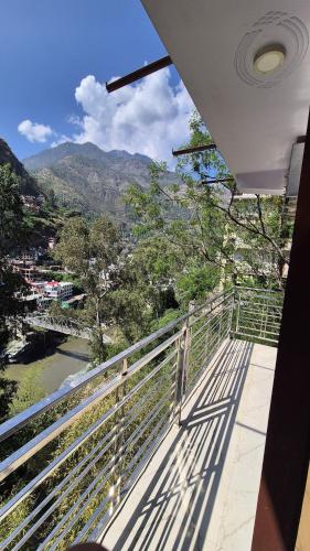 MEHTA Guest House in Sarahan