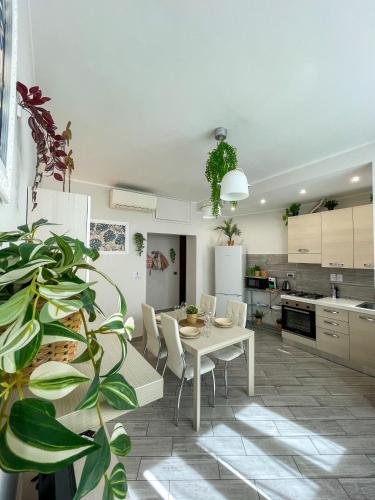 Home In Town - CITY LIFE near San Siro Stadium metropolitana M1 - M5