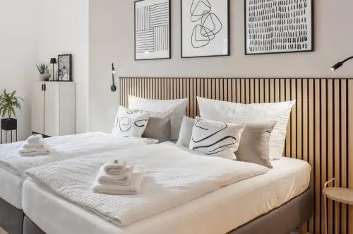 Zentrales Design Apartment am Hbf I 2 SZ I Tiefgarage I Aufzug I Business - Kultur - Family by kitchenroombed in Halle an der Saale, Deutschland