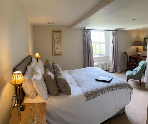 The Punch Bowl Inn - image 8