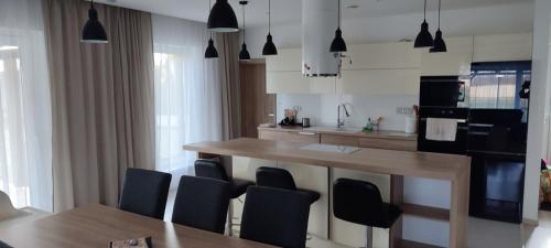 virtuve, Family House in Rastislavice
