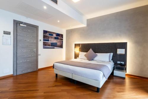 Hotel Como - image 8