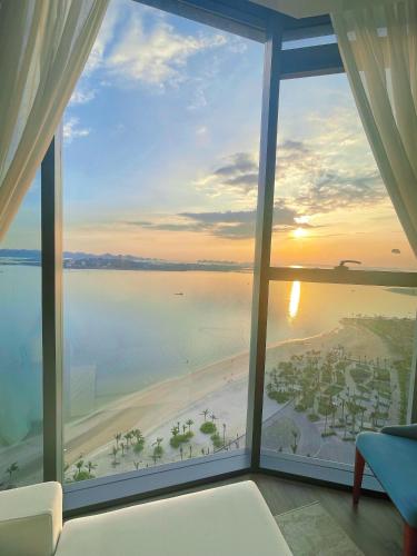 Apartment with Sea View image 4