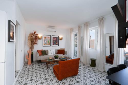 Old Village & Prestige - image 11