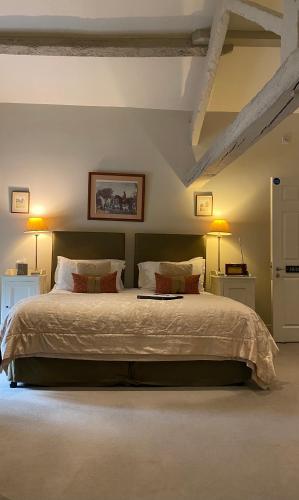 The Punch Bowl Inn - image 10