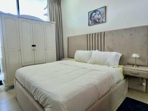 Brand New 1br In Jvc Free Parking Pool Access, Dubai (Foto 10)