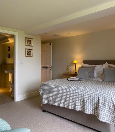 The Punch Bowl Inn - image 5