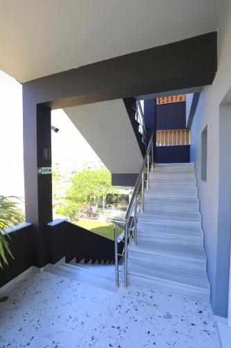 Hotel Golden Oak - image 4
