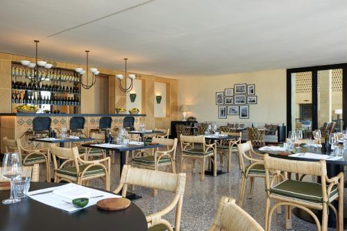 673788981 Verdura Resort