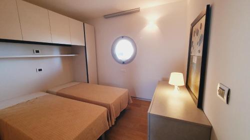 Apartment with Sea View image 5