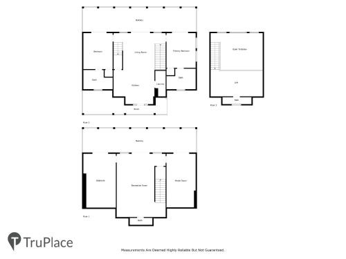Four-Bedroom Holiday Home image 1