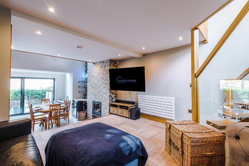 Incredible Home Driveway Piano Workspace in Shipley