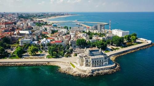 Neversea house in Inel 2