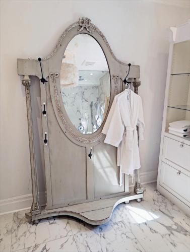 Hazelton Heritage – Toronto