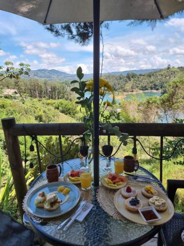 Levit Glamping - Hotel Guatapé Peñol