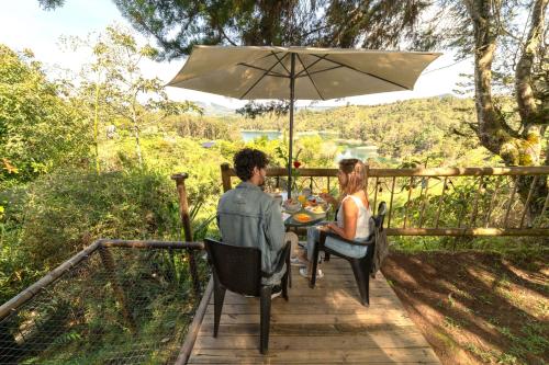 Levit Glamping - Hotel Guatapé Peñol