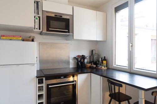 Comfortable T2 apartment - Sacré Coeur view - image 2