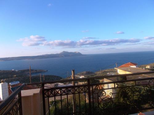  Dreamy View Villa Charoupia in Kókkinon Khoríon