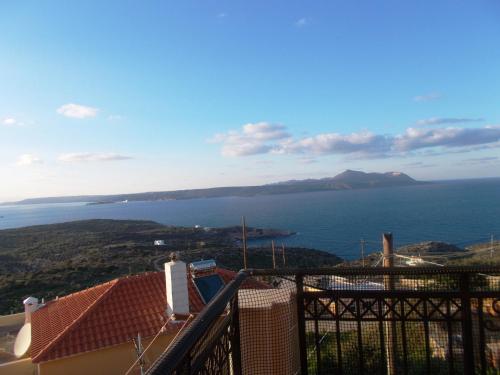  Dreamy View Villa Charoupia in Kókkinon Khoríon