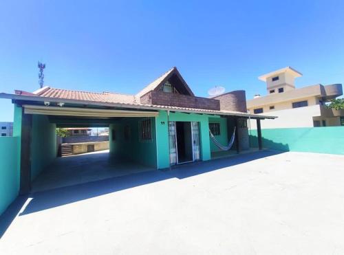 Casa com piscina na praia de Mariscal - image 5