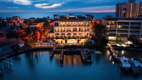 The Hotel Zamora - image 12