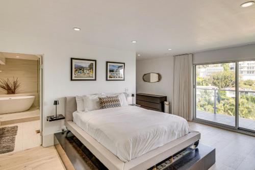 Walk to Sunset Strip Modern Home in WeHo Hills!, Los Angeles (fotografie 10)