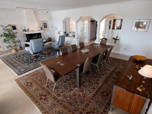 Fasiliti, Luxury villa overlooking Fuengirola - Ref 86 in La Sierrezuela