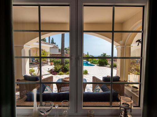Fasiliti, Luxury villa overlooking Fuengirola - Ref 86 in La Sierrezuela