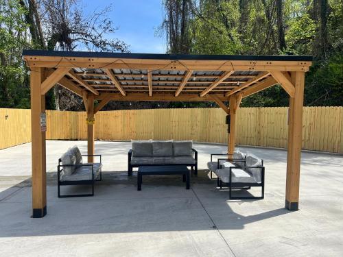 Facilities, Gatlinburg Mountain Inn in Gatlinburg