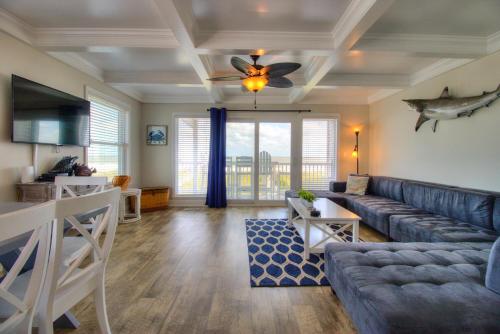 Whitecaps C and D by Carolina Beach Realty