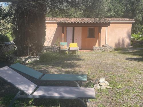 Erkély/terasz, 2 mini villas indépendantes campagne saint flo (2 mini villas independantes campagne saint flo) in Saint-Florent