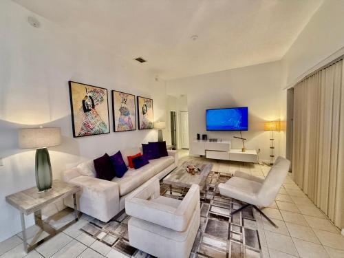 Grand Family Deluxe 4BR House near Disney Parks in Davenport, USA