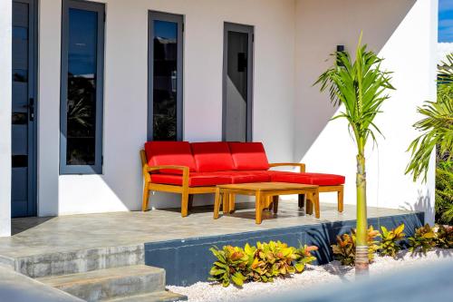 FourVillas with Private Magnesium Pool 3 min to the Beach & Dive Rinse Tank FourVillas with Private Magnesium Pool 3 min to the Beach & Dive Rinse Tank