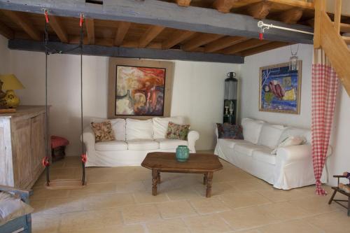 Maison à la campagne avec piscine privée (Maison a la campagne avec piscine privee) in Marsales