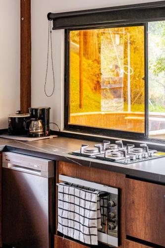 Nature Retreat Views, Grill, Jacuzzi & Glamping