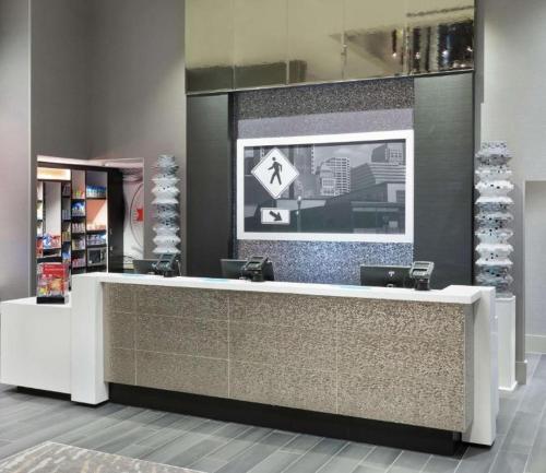 Hampton Inn & Suites Atlanta Buckhead Place near Chastain Park Amphitheater