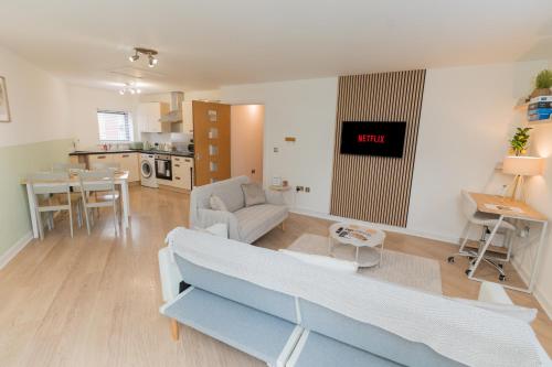 Stylish 2-Bed, City Centre Gem, Walk to Station, Grand Theatre & Hospital, Wolverhampton (fotografie 9)