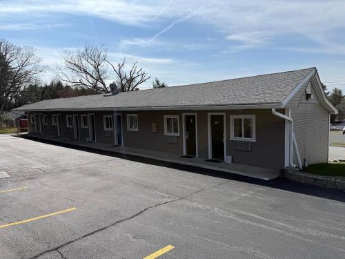 Passport Inn And Suites Chaplin
