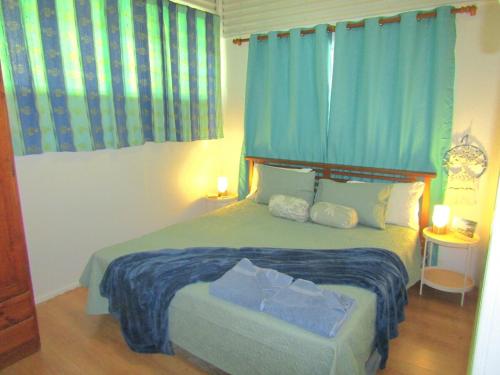 The Hopeful Hut-Cosy beach vibes-Bring the dog & boat in Kurrimine Beach (QLD)
