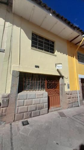 Naty's Guest House