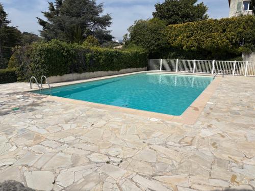 Swimming pool, magnifique maison 6 personne piscine in Maure