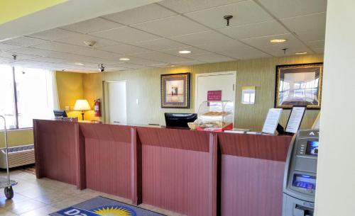Előcsarnok, Days Inn by Wyndham Windsor Locks / Bradley Intl Airport in Windsor Locks (CT)
