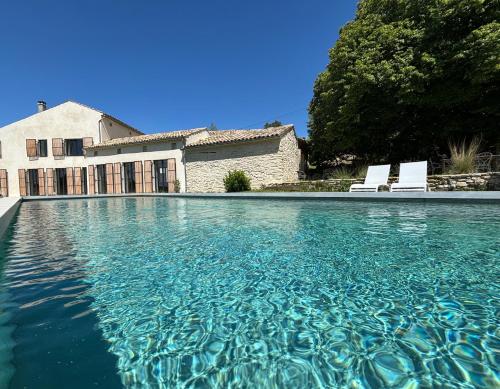 Mas le bel Ami chambre d'hôte Entrechaux